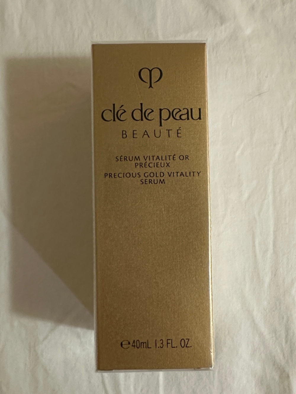 NWT - Clé de Peau Beauté Precious Gold Vitality Serum